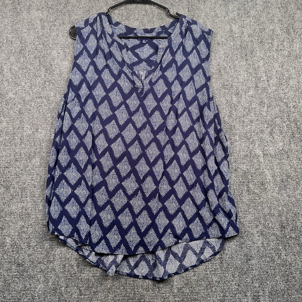 NorthCrest Womens Plus 2X Sleeveless Blue Diamond Print Rayon V-Neck Blouse Top